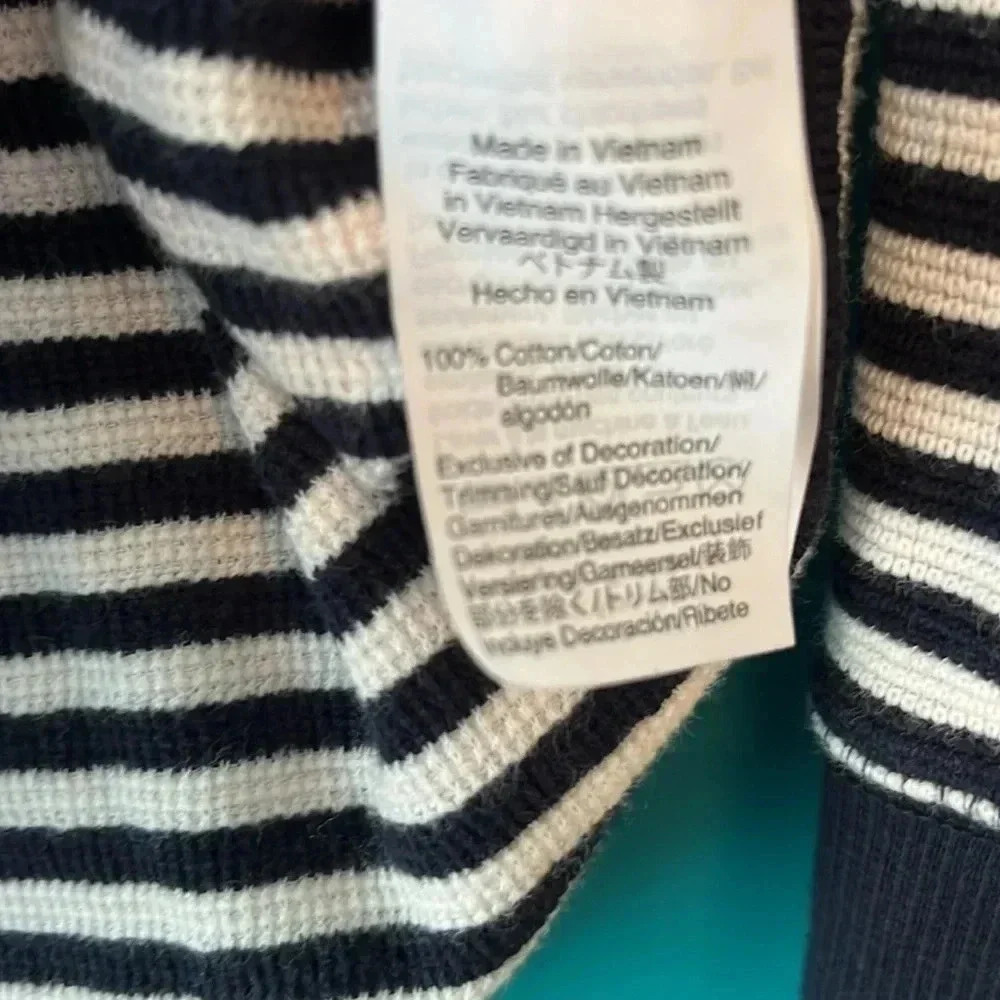 JCrew pullover - Picture 5 of 8